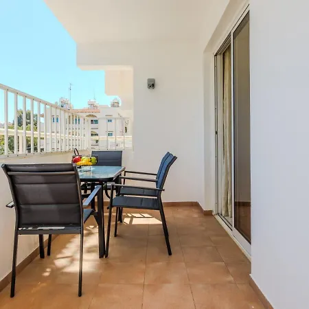דירה Telmar Avenue לרנקה